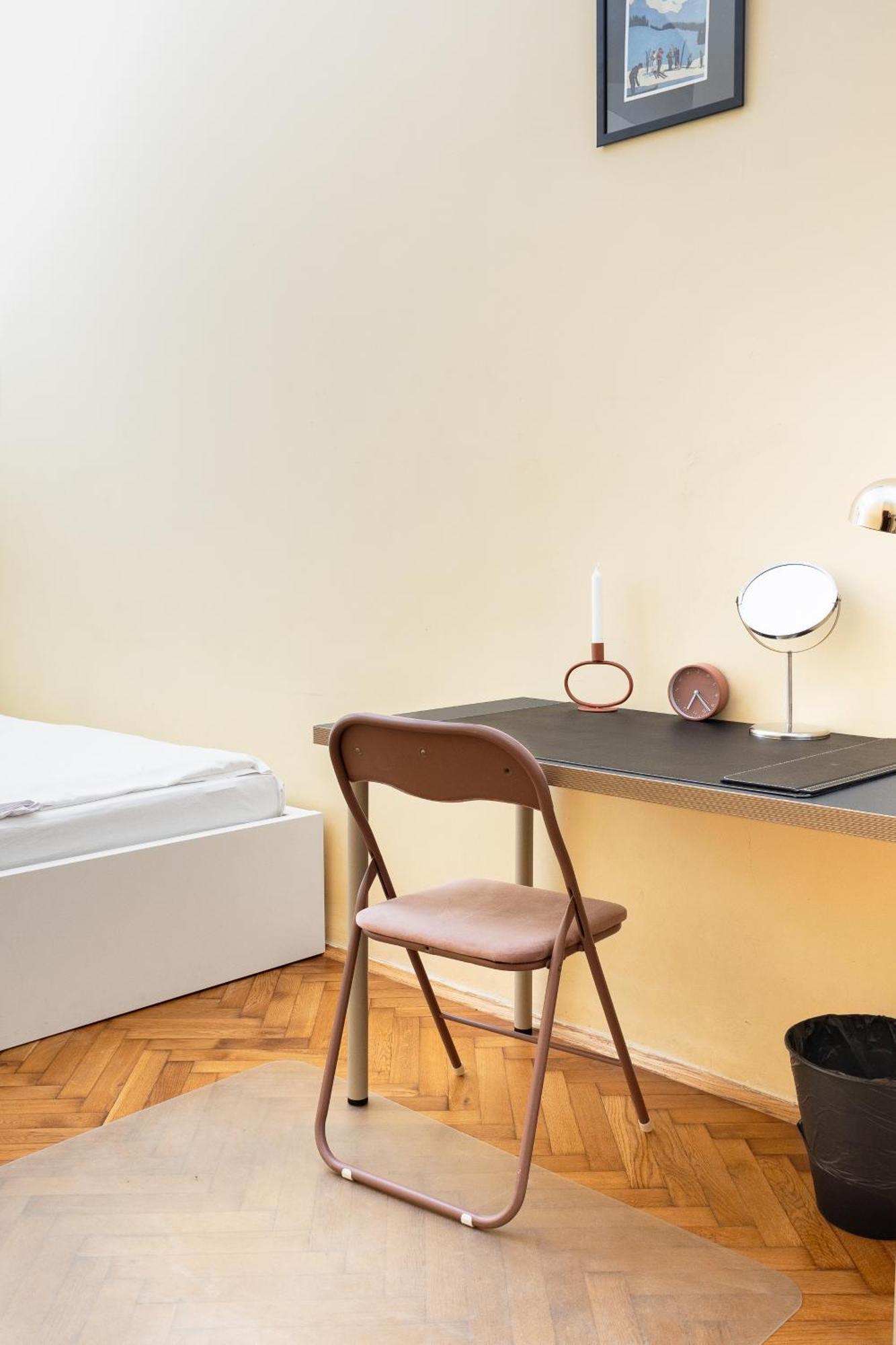 Homely 4 Bedroom Apartment - Old Town - By Upstairs Krakau Buitenkant foto